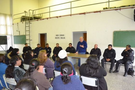 Vecinos de la zona oeste baja contarán con más cámaras de seguridad y más patrullaje