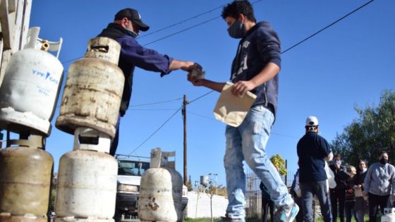 Continúa la distribución de la garrafa social en barrios salteños