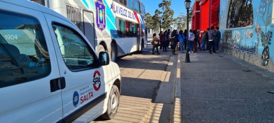 Alumnos de dos escuelas rurales de General Güemes recorrieron la ciudad