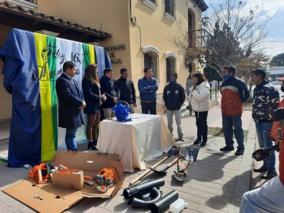 Entrega de herramientas a emprendedores de Cerrillos, Molinos, Seclantás, Cachi y Payogasta