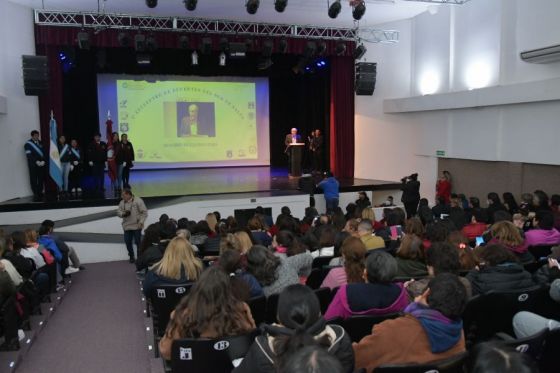 Se realizó el Primer Encuentro de Educación Permanente para Jóvenes y Adultos