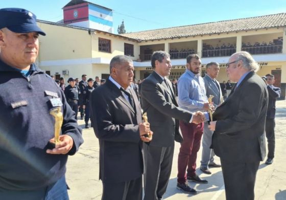 Reconocimiento especial a promoción de suboficiales de la Policía de Salta