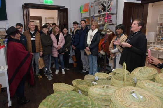 El Mercado Artesanal de Salta recibió a los primeros turistas de la temporada invernal