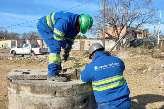 Se bloqueó una pérdida cloacal en el río Arenales