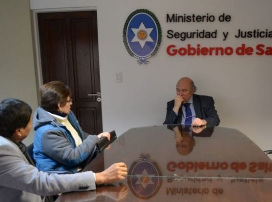 El Ministro de Seguridad y Justicia se reunió con referentes del sector pasivo de las fuerzas de seguridad