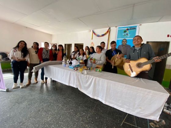 Entrega de elementos a personas con discapacidad y a espacios inclusivos en Urundel, Colonia Santa Rosa, Ballivian y Embarcación