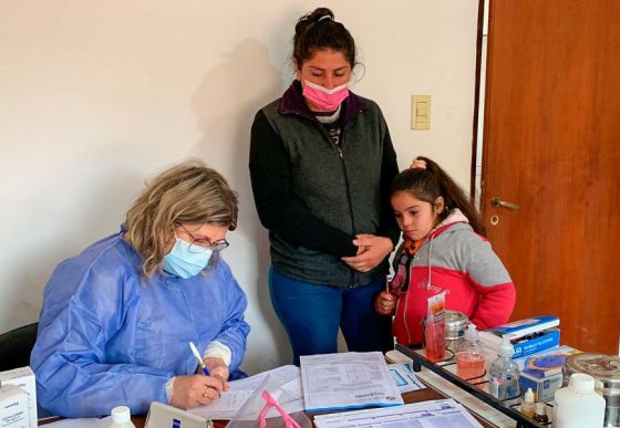 Más de 380 pacientes asistidos en El Jardín y El Tala con especialistas del hospital Materno Infantil