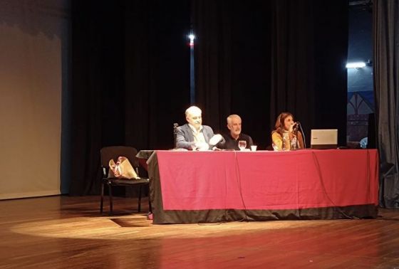 Bernardo Blejmar disertó a sala llena en la Casa de la Cultura