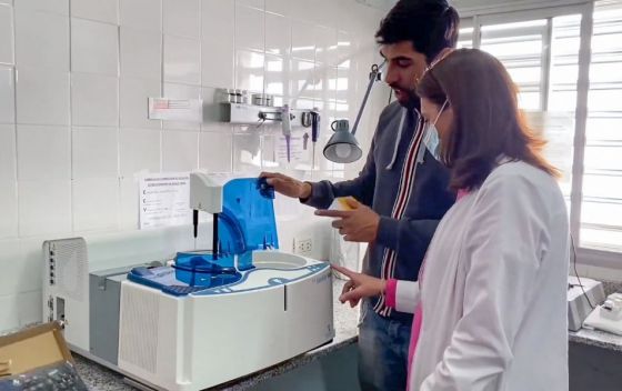 Nuevo equipo de laboratorio para hematología en el hospital Materno Infantil