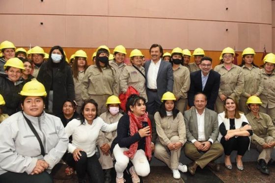 Con más de 600 inscriptas, Sáenz abrió el ciclo lectivo del programa Constructoras