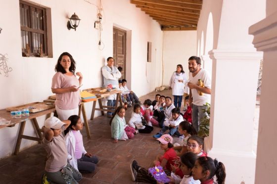 ¿Y sí hablamos de Historia? Se presentó “Arqueologías de la Memoria” en la Casa de la Cultura