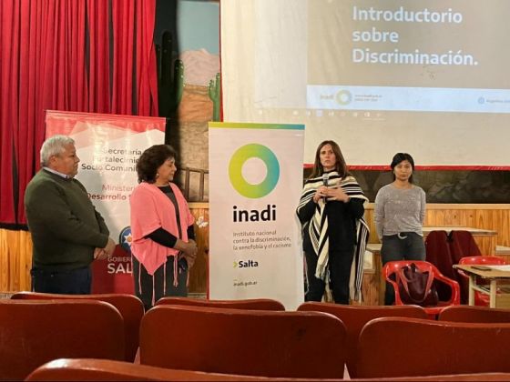 200 docentes de Molinos accedieron a herramientas para prevenir prácticas discriminatorias en aulas