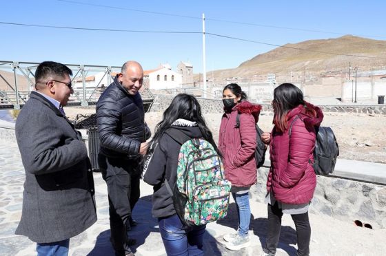 Planifican obras de infraestructura, agua, saneamiento y electricidad en barrios de San Antonio de los Cobres