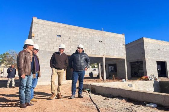 Se construyen en Tartagal casi 300 nuevas viviendas: Sáenz recorrió las obras