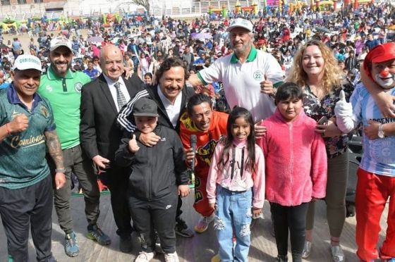 En el mes de las infancias, Sáenz compartió la celebración con la familia camionera