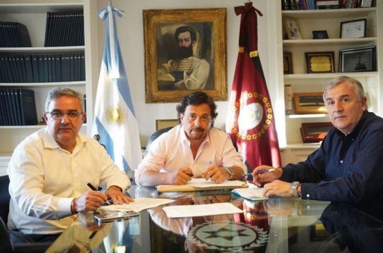 Los gobernadores Sáenz de Salta, Morales de Jujuy y Jalil de Catamarca ratificaron por ley la Región Minera de Litio