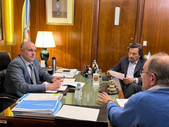 Las terminales de Güemes, de Salta y el Nodo Logístico fueron los temas tratados por Sáenz y el ministro Guerrera