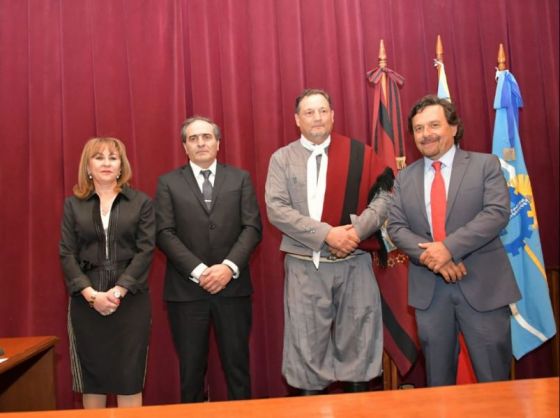 El gobernador Sáenz participó en el juramento del nuevo Defensor General de Salta