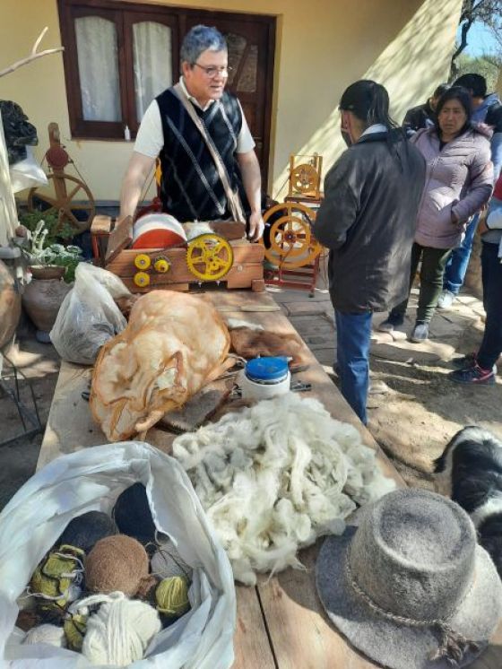 Entregaron maquinarias a emprendedoras de los Valles Calchaquíes