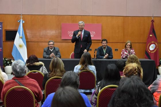 La línea 148 habilitó la Opción 2 para atender consultas de las personas mayores