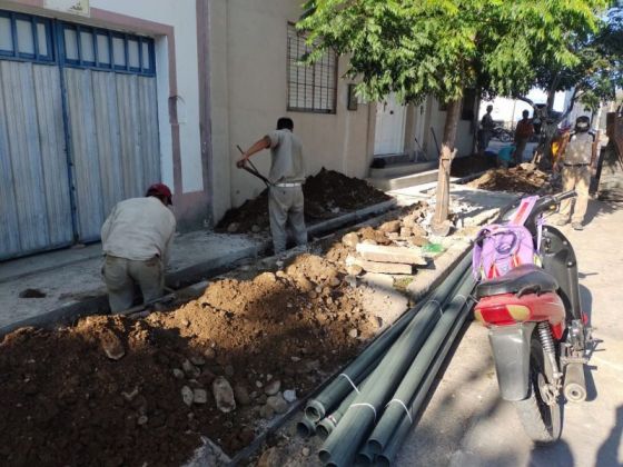 Recambio de redes de agua en barrio Obrero de General Güemes