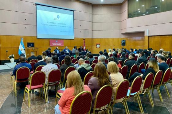 Equipos sanitarios se capacitaron en gestión administrativa de los servicios de salud