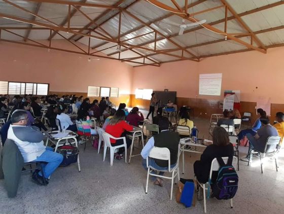 Formación docente en Santa Victoria Este para la protección y promoción de derechos de infancias y adolescencias