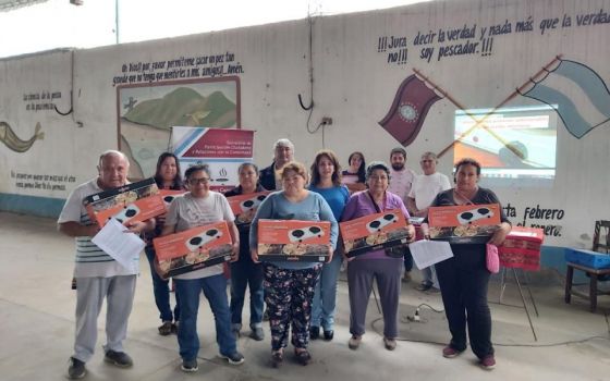 Familias de Hipólito Yrigoyen recibieron anafes eléctricos