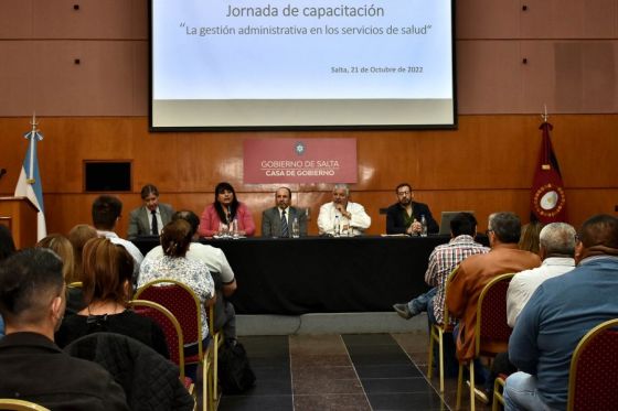 Más de 200 trabajadores fueron capacitados en gestión administrativa de los servicios de salud