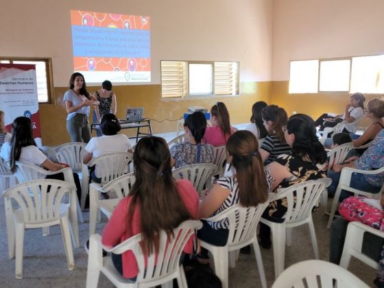 Más de 80 docentes de Santa Victoria Este se capacitaron en la protección de derechos de niñas, ñiños y adolescentes.