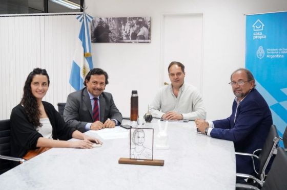 Sáenz se reunió con el secretario de Hábitat de Nación para avanzar con obras para Salta