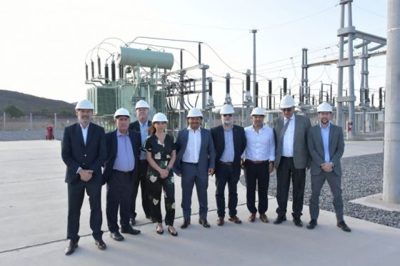 En San Agustín, Sáenz verificó el punto de entronque eléctrico de las nuevas estaciones transformadoras