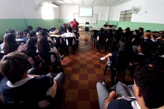 Estudiantes secundarios de Tartagal debatieron sobre Trata de Personas