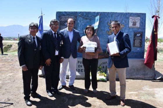 Se inauguró en Cafayate un cenotafio en homenaje a los Héroes Caídos en las Islas Malvinas