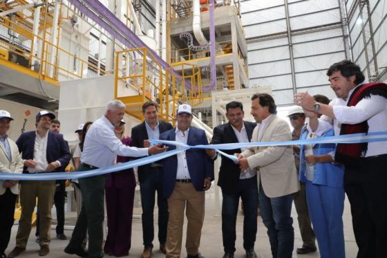 En El Carril, Sáenz participó de la inauguración de la planta de alimento avícola de La Florinda, ahora Grupo LF