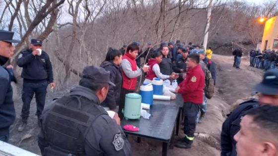 El Servicio Penitenciario provincial coopera con la elaboración y distribución de alimentos para brigadistas y bomberos