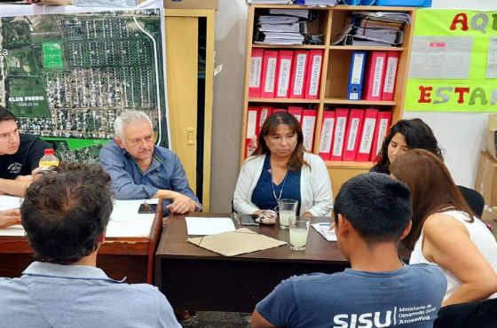 Reunión informativa sobre barrios populares en Colonia Santa Rosa