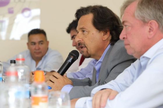 Reunión por el presupuesto 2023 con intendentes y legisladores del departamento Capital