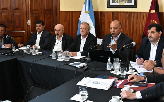 Se presentó el Presupuesto 2023 a senadores provinciales