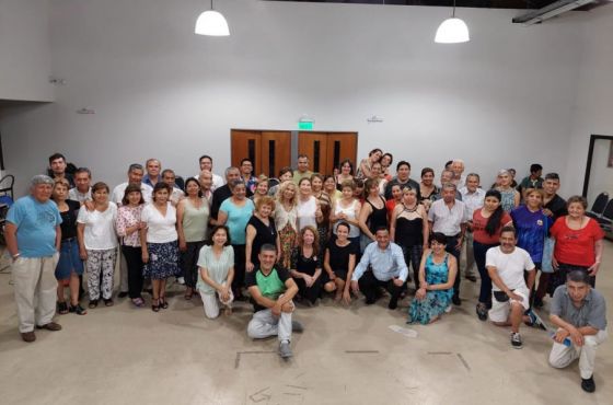 Viví Tango: El circuito milonguero se prepara para las últimas dos clases en el Mercado Artesanal