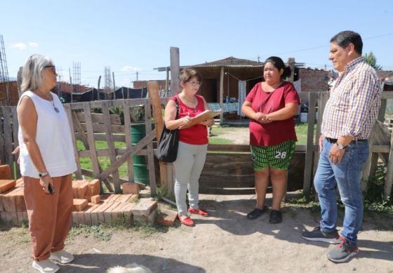 Censistas relevan lotes entregados en barrio Los Paraísos