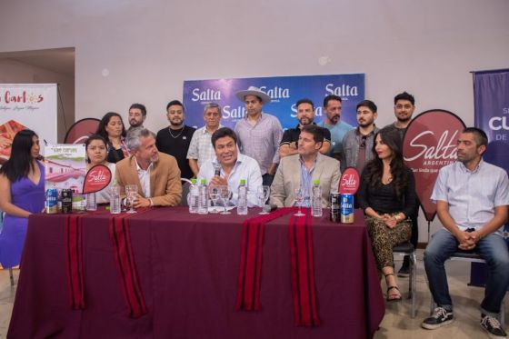 San Carlos presentó la 42° Edición de la Feria Artesanal de los Valles Calchaquíes