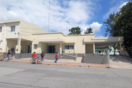 Obras para impermeabilizar y refaccionar cubiertas en el hospital de Rosario de Lerma