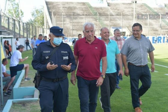 Positivo balance del operativo de seguridad en el primer partido del Torneo de Verano con ambas hinchadas