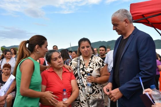 Contra la violencia institucional: En barrio Solidaridad señalizaron una plaza para recordar a Nahuel Salvatierra