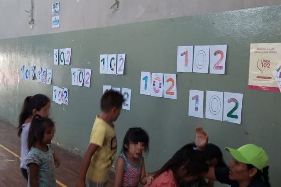 Niñas y niños conocen la LINEA 102 en colonias de vacaciones