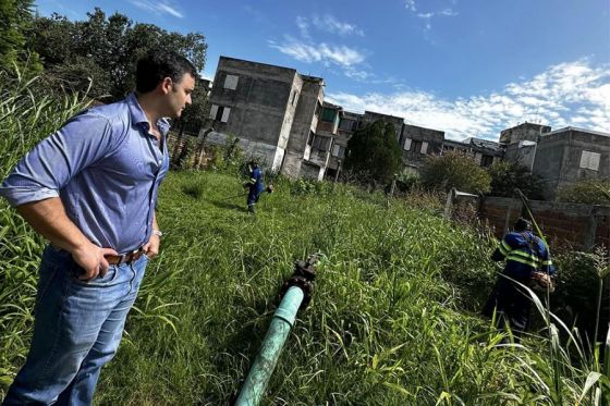 El presidente de Aguas del Norte supervisó el operativo de acondicionamiento de los predios de la empresa