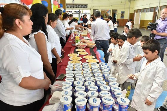 Ciclo lectivo 2023: Por primera vez, la copa de leche se distribuirá desde el inicio de clases