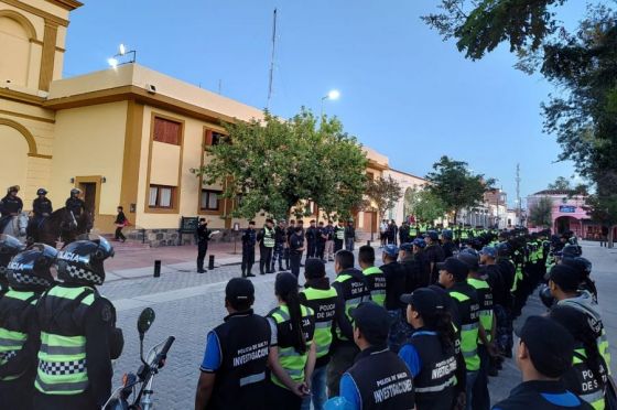 Intenso operativo de seguridad por la Serenata a  Cafayate