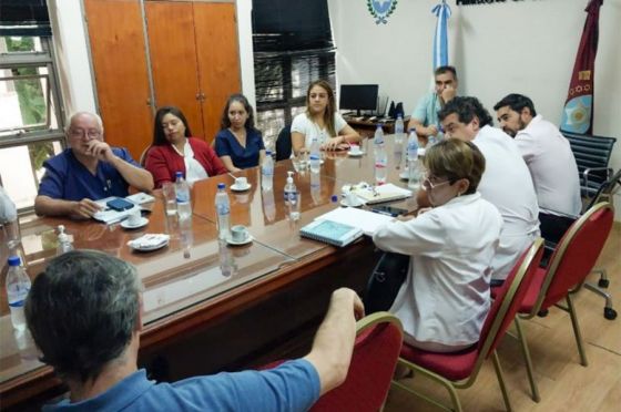 Salud Pública realizó una propuesta de formación y trabajo a egresados de Medicina de la UNSa